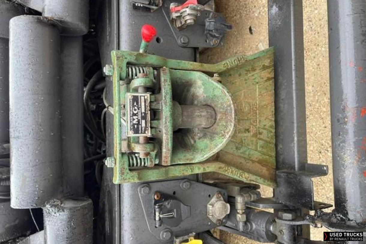 Renault Trucks KERAX 360