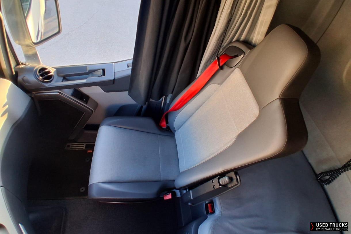 Renault Trucks T High 440