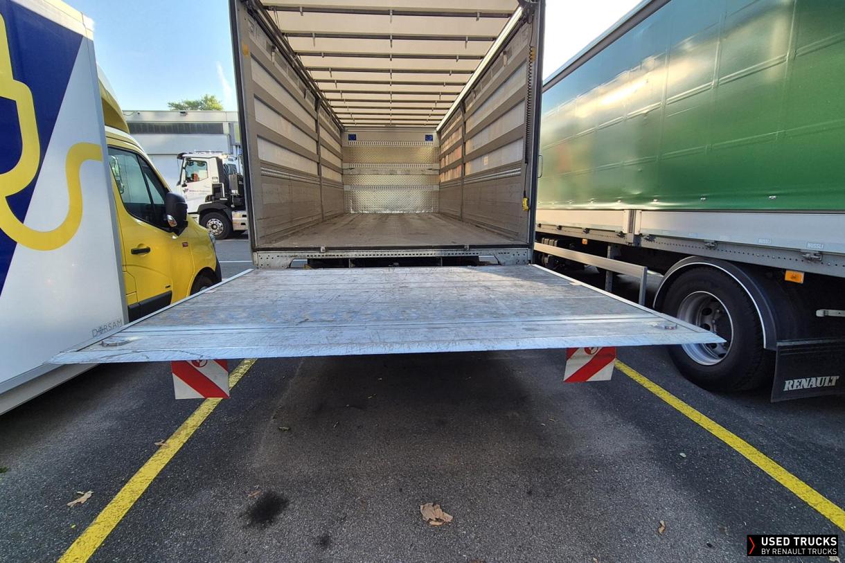 Renault Trucks D Cab 2.1 320