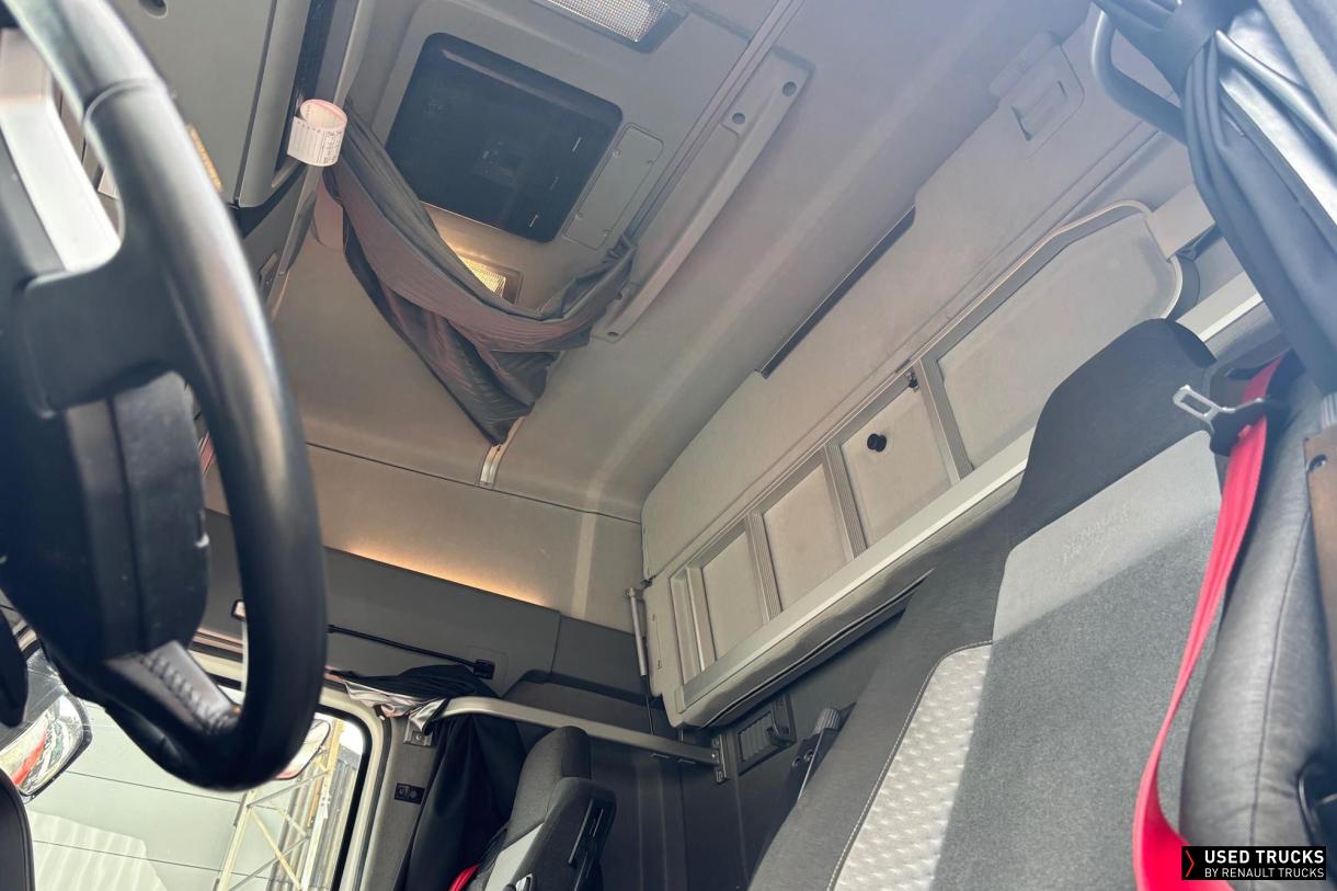 Renault Trucks T High 520