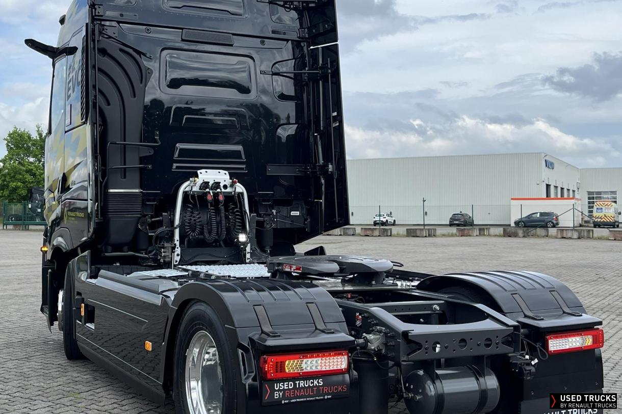 Renault Trucks T High 