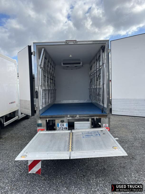 Renault Trucks Master 135