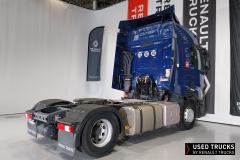 Renault Trucks T
                                          440