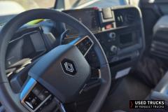 Renault Trucks T High
                                          520