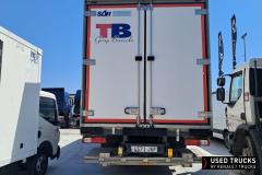 Renault Trucks Premium Distribution
                                          270