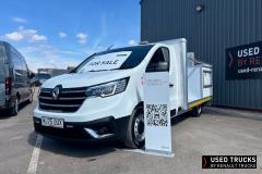 Renault Trucks Trafic
                                          120