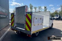 Renault Trucks Trafic
                                          120