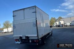 Renault Trucks Master
                                          
